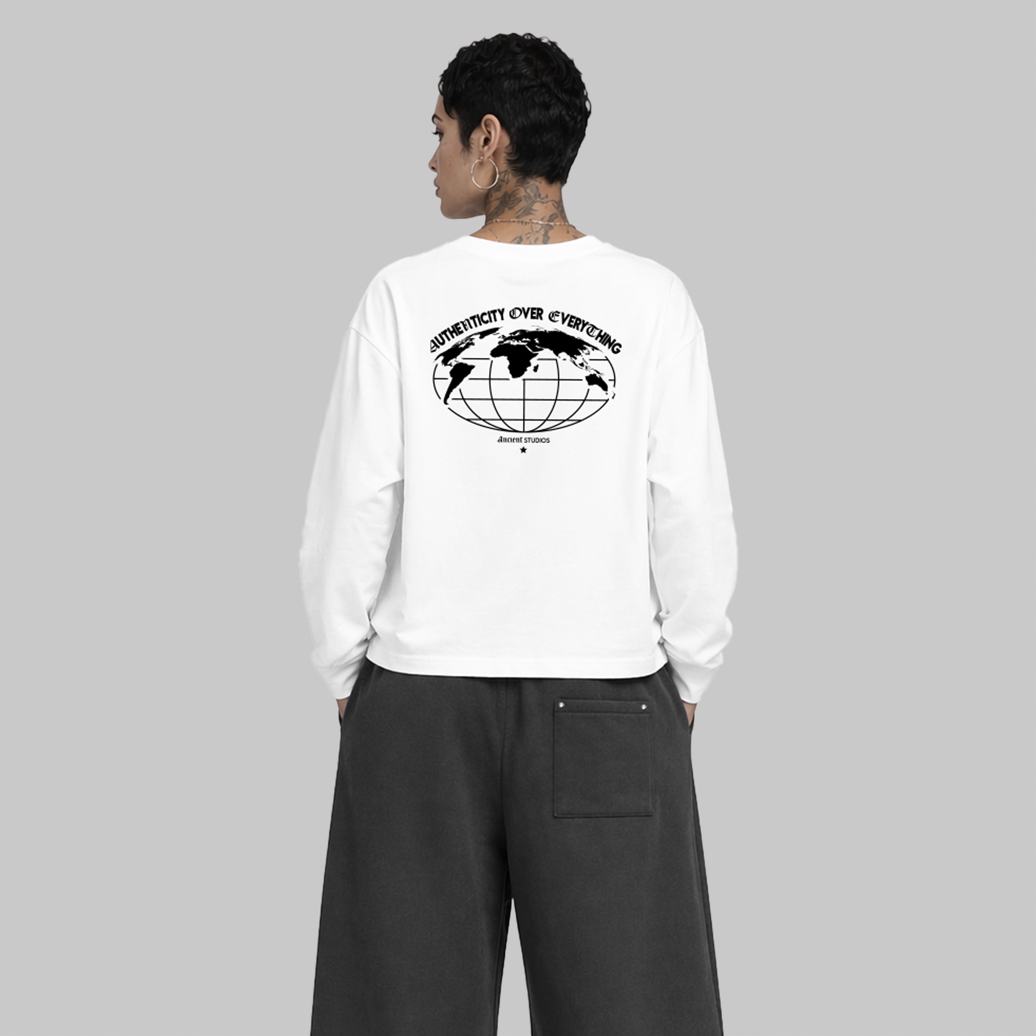 The Boxy Authenticity Longsleeve